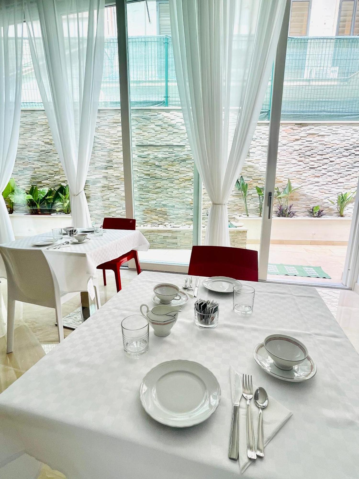 Augustea Bed and Breakfast Sannicandro di Bari Buitenkant foto